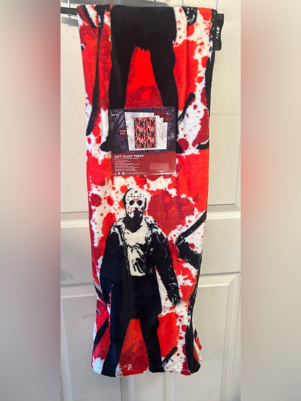 🔪Friday the 13th Jason Voorhees soft plush throw blanket-NWT🔪